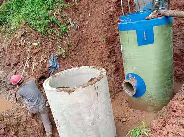 平谷县一体化提升泵安装现场